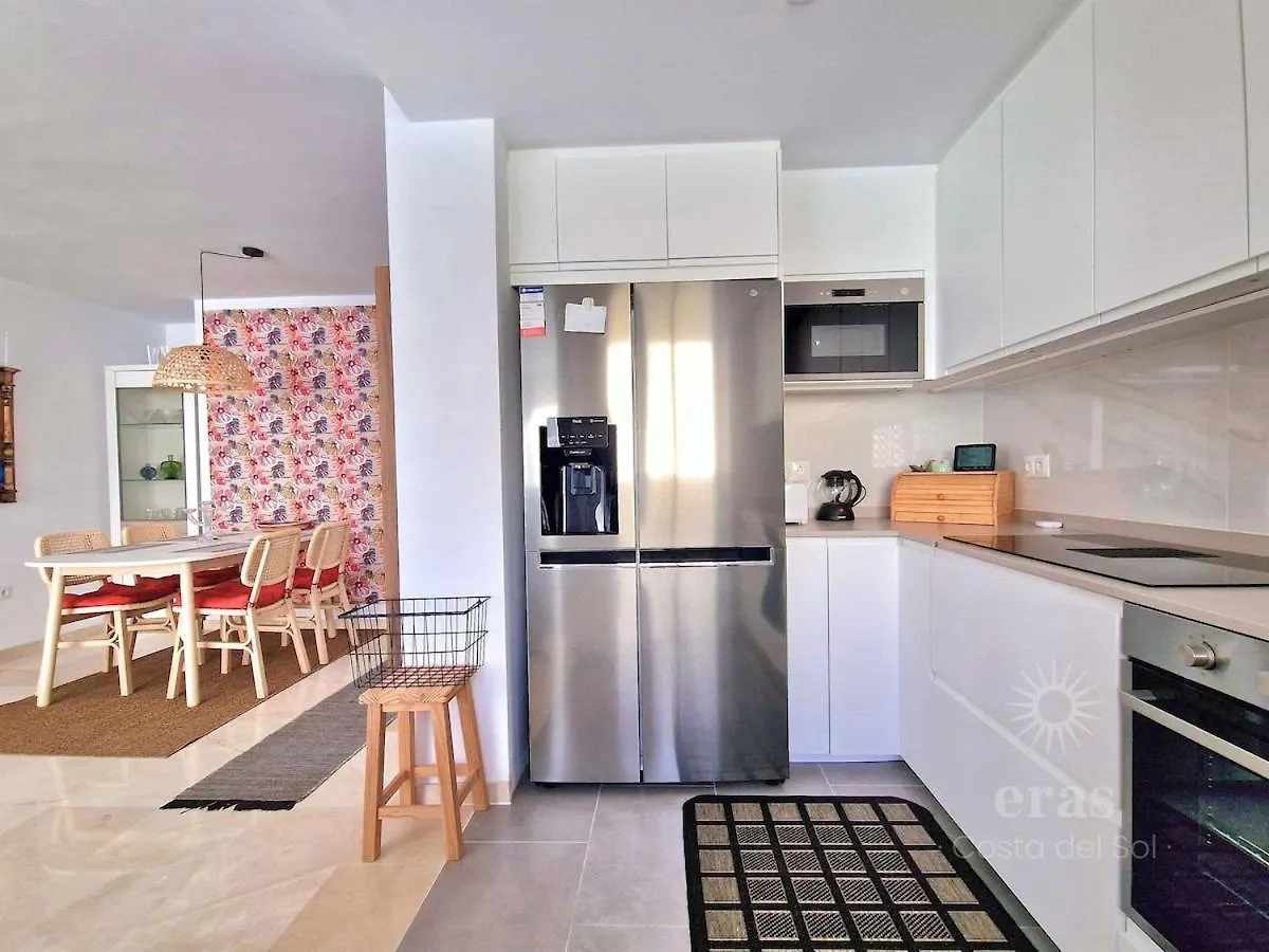 3 Minutes From The Beach, Central And Bright A219 Fuengirola 0*,  Spain